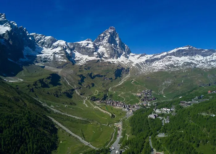 Hellochalet - The Alpine - Studio, Walk To Slopes *